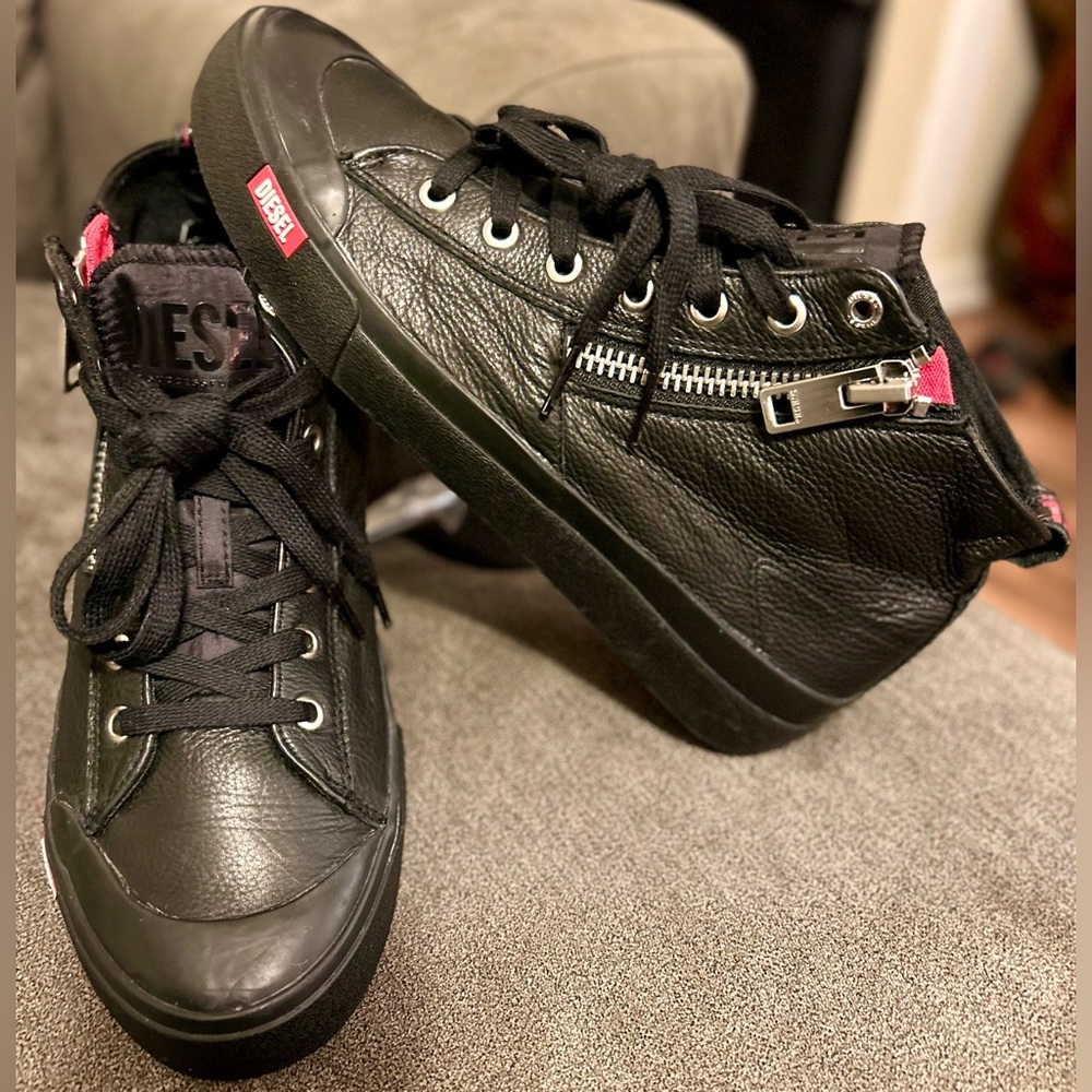 Diesel S-Athos Zip High Top Premium BlK Leather Sneakers w Red bottoms|No Box